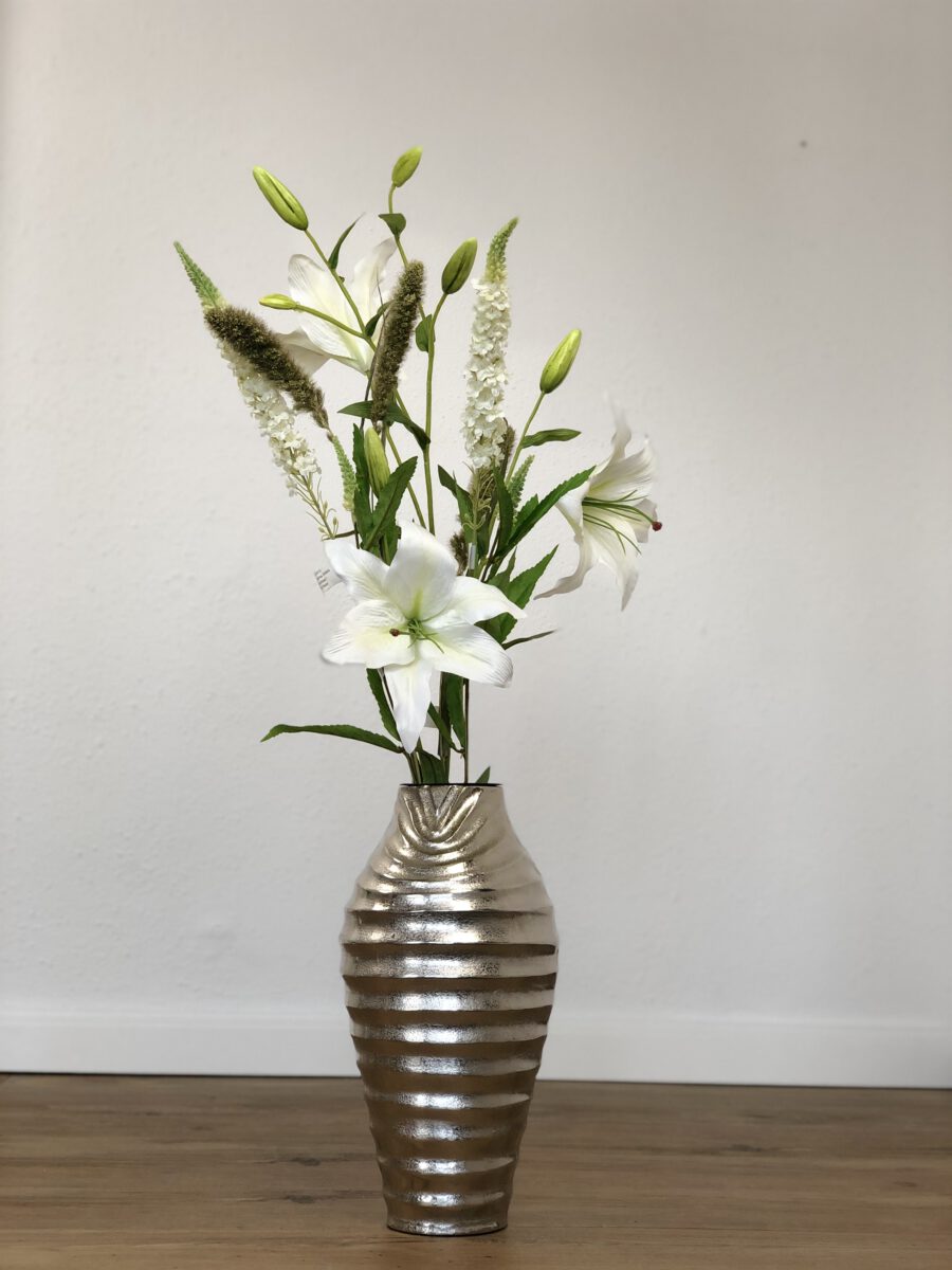 Vase inkl. Blumen